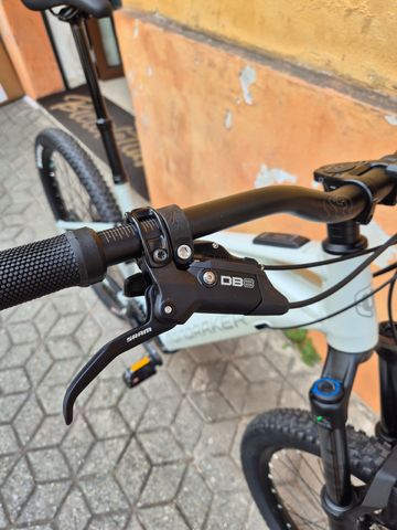 Tweedehands Mondraker CHASER 750 2025 2025 Mountainbike — afbeelding 5 van 11