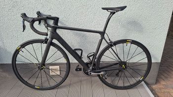 Used Canyon Ultimate CF SLX 9.0 2018 2018 Road & Gravel — image 2 of 21