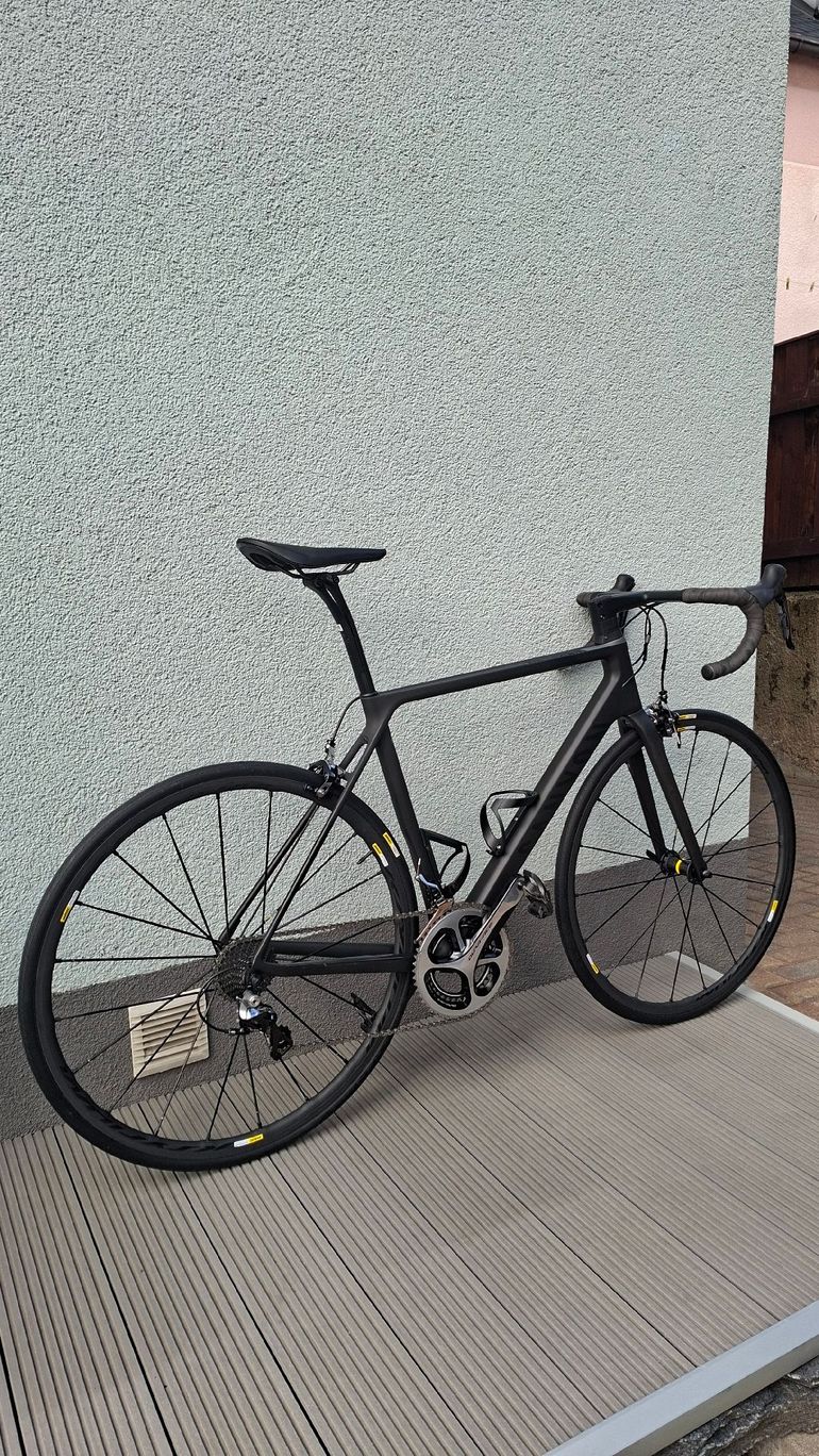 Used Canyon Ultimate CF SLX 9.0 2018 2018 Road & Gravel — image 6 of 21