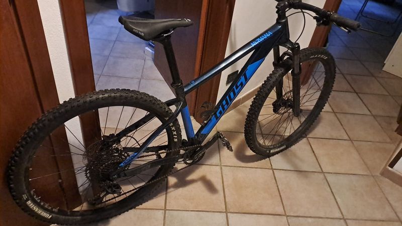 Used Ghost NIRVANA TOUR UNIVERSAL 2025 2025 Mountainbike, Blue, 27.5, 29 — image 4 of 5