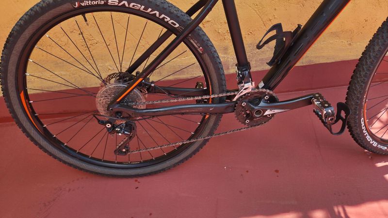 Used Orbea MX 20 27.5 2020 2020 Mountainbike, Black, 27.5 — image 2 of 12
