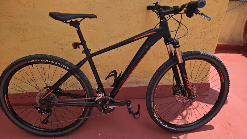 Used Orbea MX 20 27.5 2020 2020 Mountainbike, Black, 27.5 — image 8 of 12