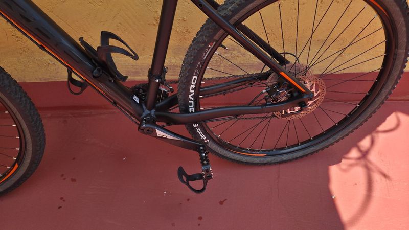 Used Orbea MX 20 27.5 2020 2020 Mountainbike, Black, 27.5 — image 7 of 12