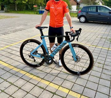 Gebrauchtes Canyon Aeroad CF SL 8 Disc 2022 2022 Road & Gravel, Blau — Bild 2 von 12