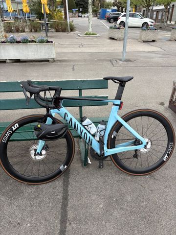 Used Canyon Aeroad CF SL 8 Disc 2022 2022 Road & Gravel