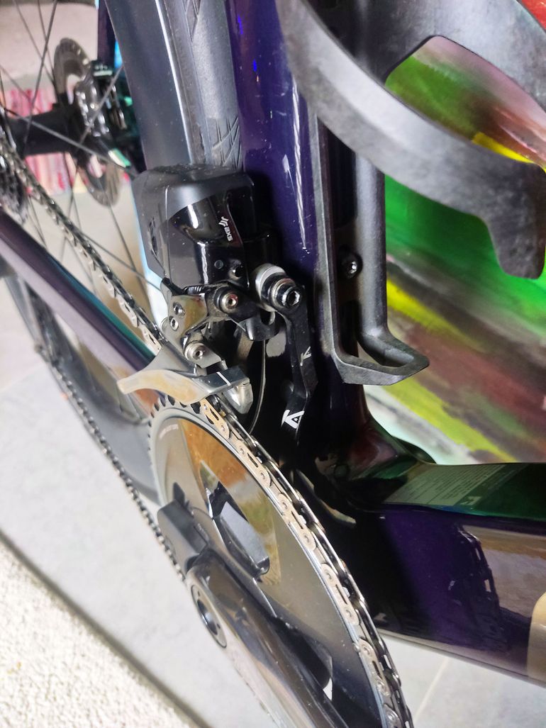 Used Giant Propel Advanced Pro 0 AXS 2023 2023 Road & Gravel, Purple — image 3 of 15