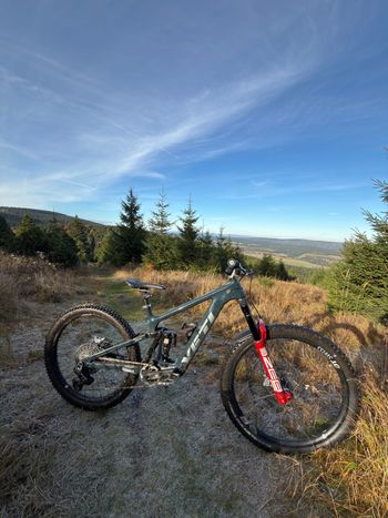 Used Yeti MTE Custom Build 2025 Mountainbike — image 3 of 5