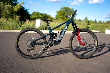 Used Yeti MTE Custom Build 2025 Mountainbike, Blue — image 2 of 16