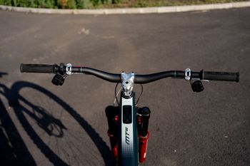 Gebrauchtes Yeti MTE Custom Build 2025 Mountainbike, Blau — Bild 3 von 16
