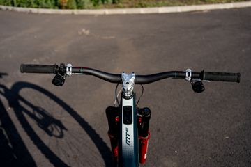 Used Yeti MTE Custom Build 2025 Mountainbike, Blue — image 3 of 16