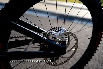 Used Yeti MTE Custom Build 2025 Mountainbike, Blue — image 11 of 16