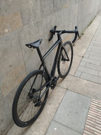 Used Colnago Colnago V4 Disc Road Bike Shimano 105 Di2 Size 485 2025 Road & Gravel, Light Gray — image 3 of 13
