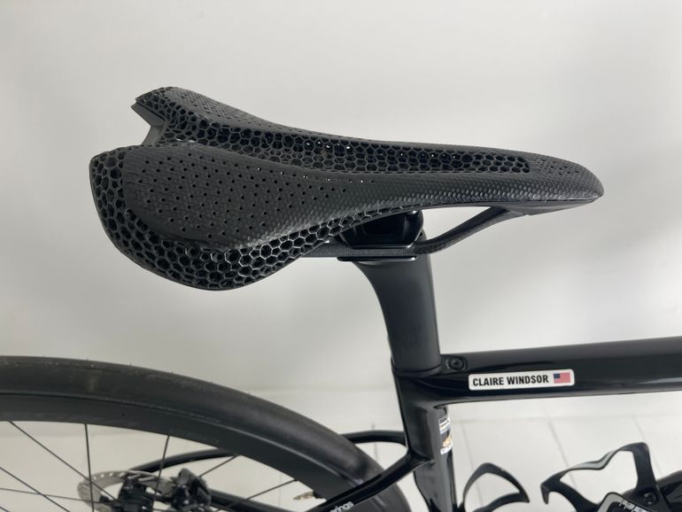 Used Specialized S-Works Tarmac SL8 - Shimano Dura-Ace Di2 2025 W/ Double Powermeter 2025 Road & Gravel — image 8 of 17