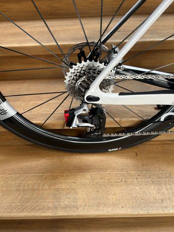 Used Factor OSTRO VAM - SRAM Red w/ Power Meter 2026 2026 Road & Gravel, Weiß — image 3 of 5