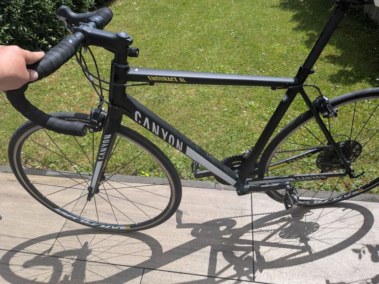 Used Canyon Endurace AL 6.0 2017 2017 Road & Gravel, Black — image 2 of 9