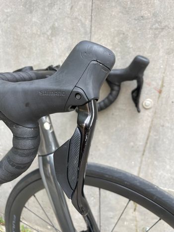 Used Colnago Colnago V4 Disc Road Bike (Shimano 105 Di2) Size 455 2025 Road & Gravel, Light Gray — image 11 of 23