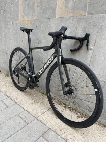 Used Colnago Colnago V4 Disc Road Bike (Shimano 105 Di2) Size 455 2025 Road & Gravel, Light Gray — image 10 of 23