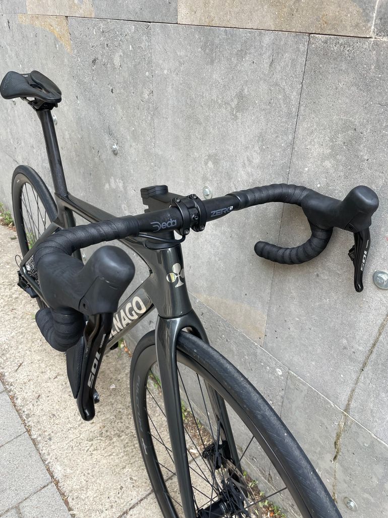 Used Colnago Colnago V4 Disc Road Bike (Shimano 105 Di2) Size 455 2025 Road & Gravel, Light Gray — image 9 of 23