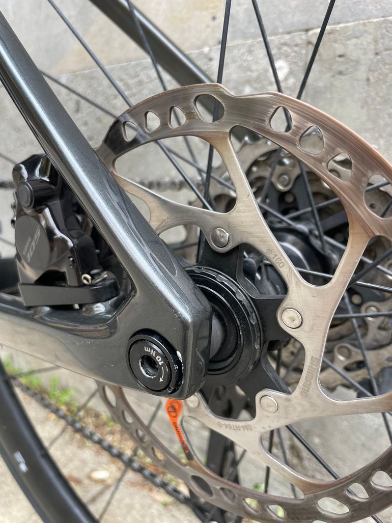 Used Colnago Colnago V4 Disc Road Bike (Shimano 105 Di2) Size 455 2025 Road & Gravel, Light Gray — image 20 of 23