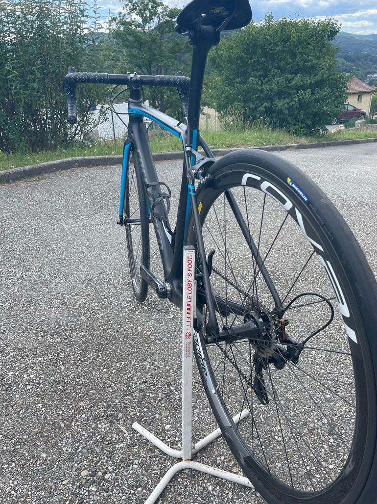 Used Specialized Tarmac Pro Race 2015 2015 Road & Gravel — image 9 of 13