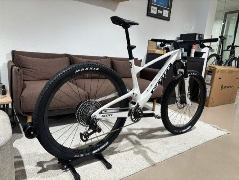 Used Scott Spark RC World Cup EVO 2026 2026 Mountainbike, White, 29 — image 2 of 12