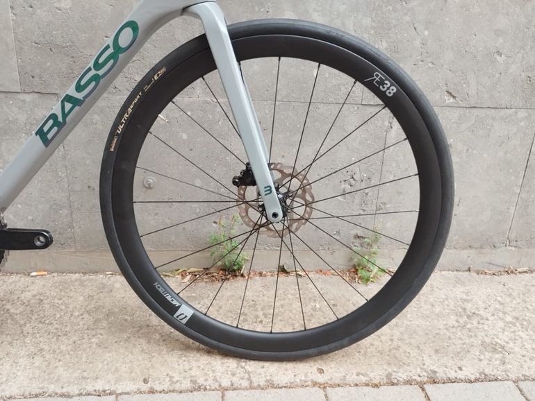Used Basso Basso Astra Road Bike 2025 Shimano 105 Di2 2025 Road & Gravel, Light Gray — image 3 of 6