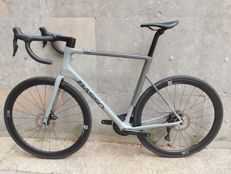 Used Basso Basso Astra Road Bike 2025 Shimano 105 Di2 2025 Road & Gravel, Light Gray — image 5 of 6