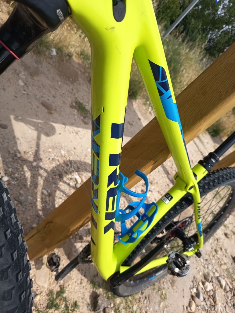 Used Trek Procaliber 9.7 SL 2017 2017 Mountainbike, Verde — image 12 of 13