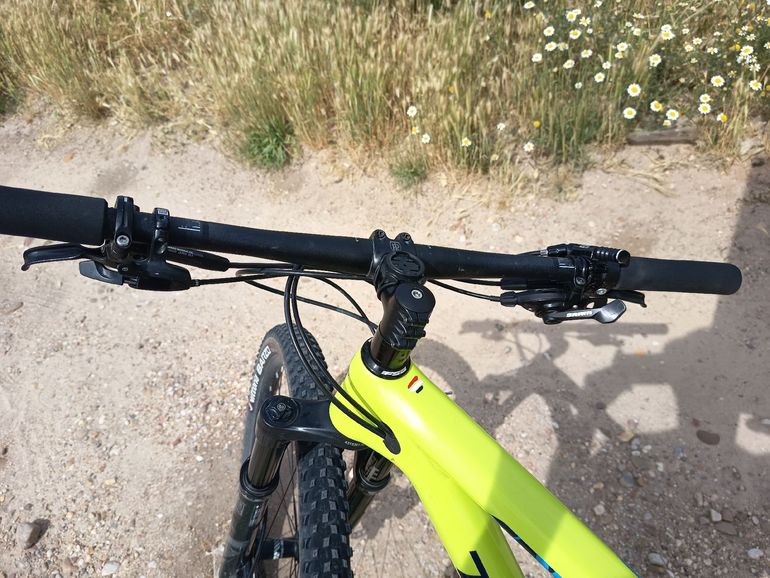 Used Trek Procaliber 9.7 SL 2017 2017 Mountainbike, Verde — image 8 of 13