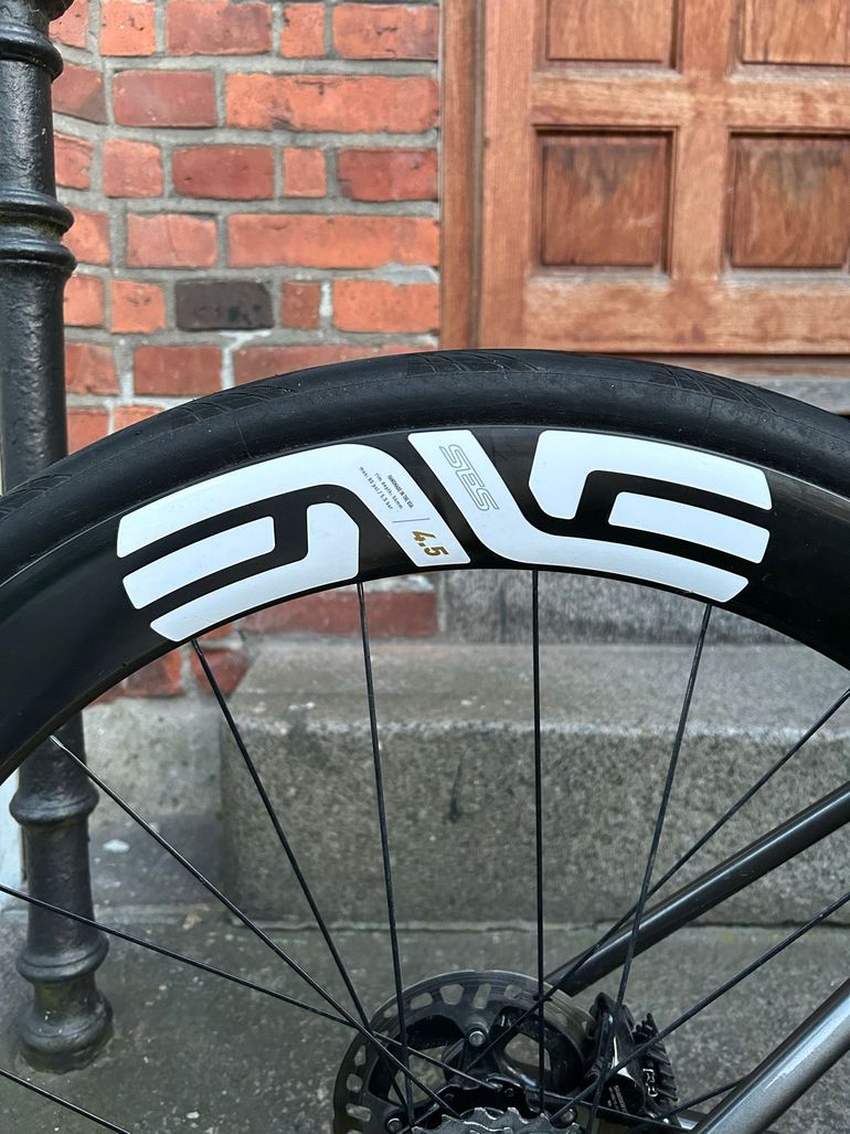 Used Specialized Tarmac SL8 Expert 2024 2024 Road & Gravel — image 7 of 7