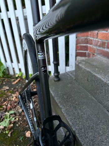 Used Specialized Tarmac SL8 Expert 2024 2024 Road & Gravel — image 6 of 7