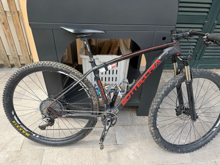 Used Bottecchia Bottecchia Custom Shimano XTR 2020 Mountainbike, Black — image 1 of 5