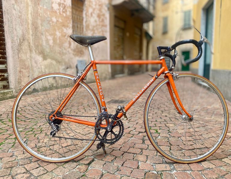 Used vintage eroica Vintage eroica Custom Campagnolo Super Record 1981 Road & Gravel, Arancione — image 1 of 17