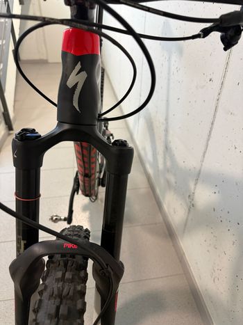 Used Specialized S-Works Stumpjumper FSR 29 2017 2017 Mountainbike, Red, 29 — image 7 of 9