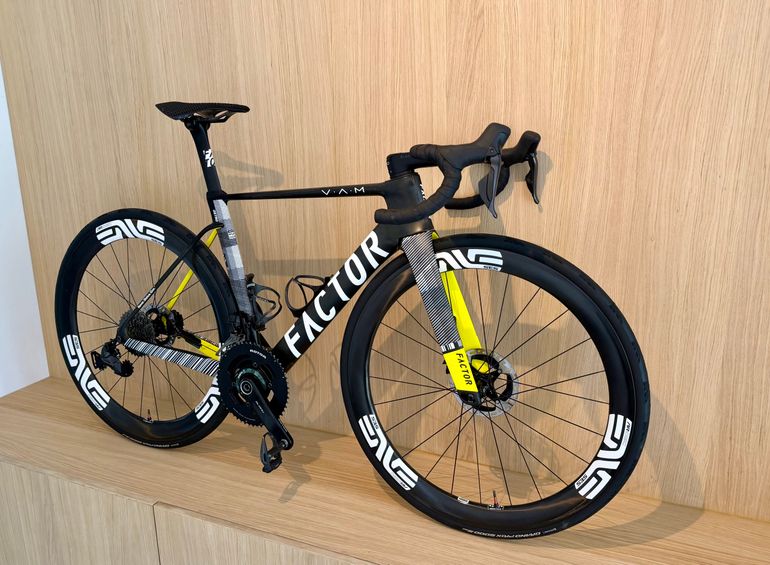 Used Factor OSTRO VAM 2025 - Geometric Stripe Frameset 2025 Road & Gravel, Schwarz — image 3 of 18