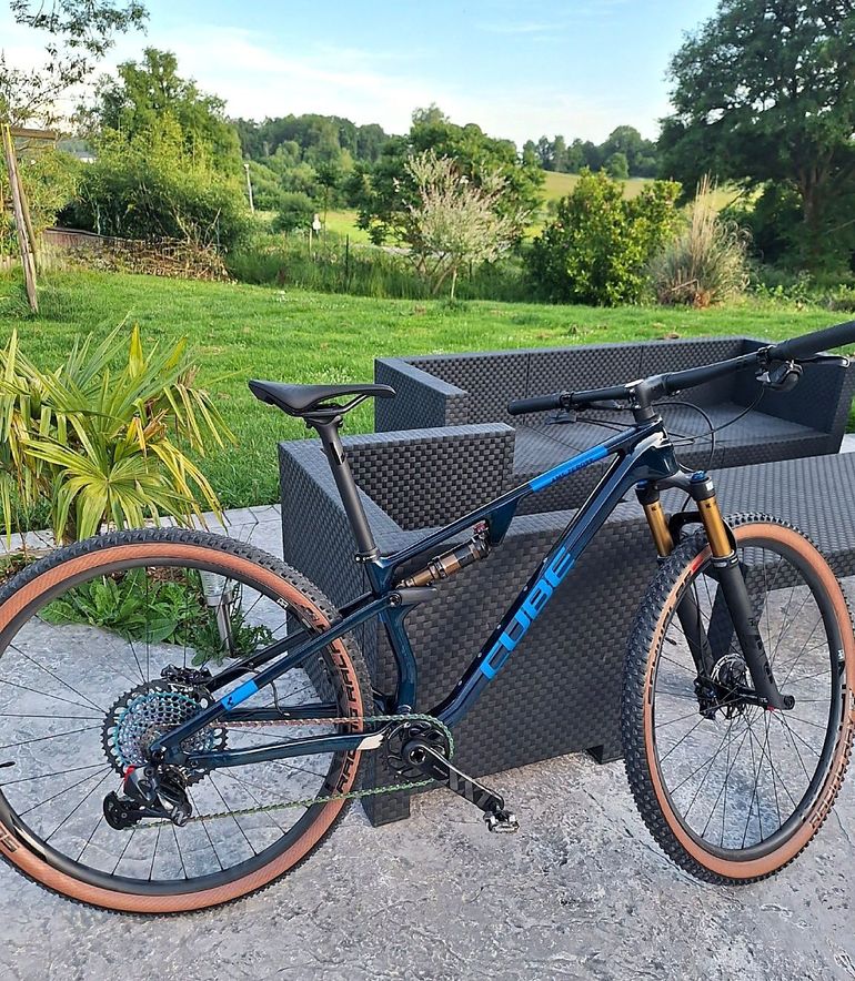 Used CUBE AMS ZERO99 C:68X SLT 29 2024 2024 Mountainbike, Blue, 29 — image 1 of 5