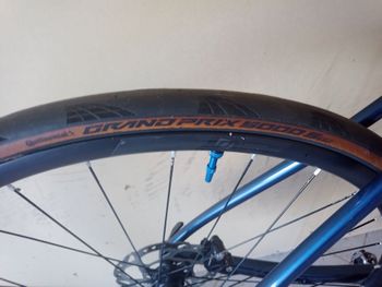 Used Scott Addict 20 Del 2022 2022 Road & Gravel — image 3 of 6