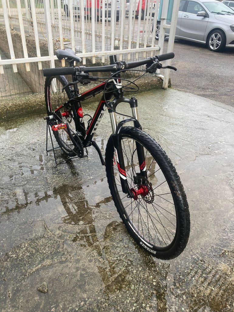 Used Trek Marlin Shimano Claris 2012 Mountainbike, Rot — image 7 of 7