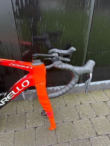 Used Pinarello Dogma Frameset 2025 Road & Gravel — image 4 of 8
