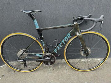 Used Factor Ostro Shimano Ultegra Di2 2022 Road & Gravel, Blue — image 8 of 8