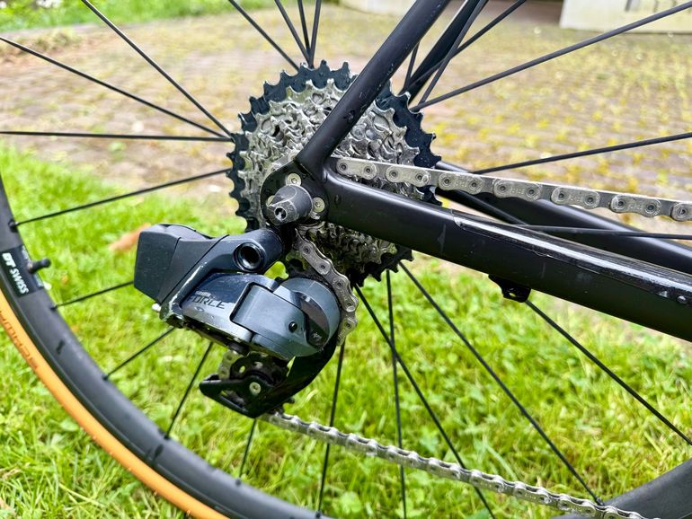 Used Canyon Endurace SRAM Force eTap AXS 2021 Road & Gravel, Black — image 3 of 9