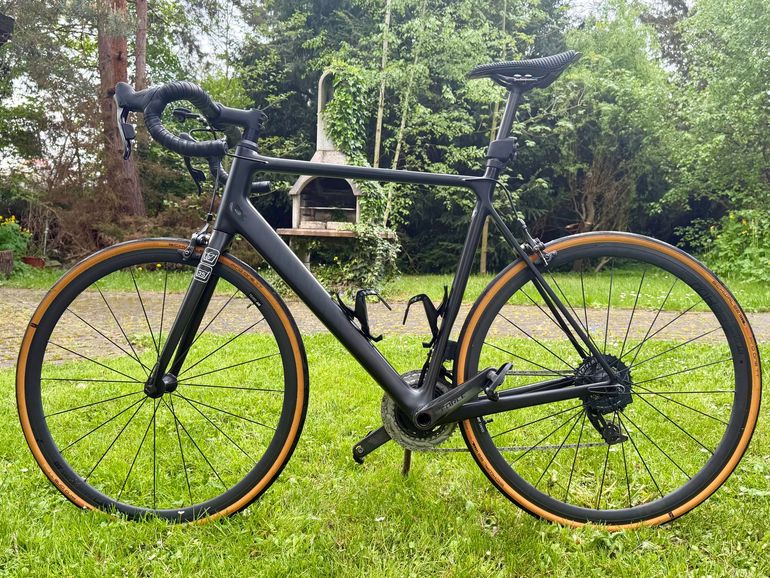 Used Canyon Endurace SRAM Force eTap AXS 2021 Road & Gravel, Black — image 2 of 9