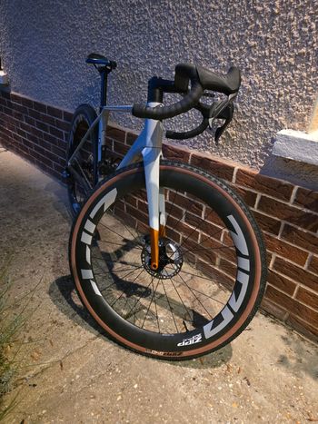 Used Superior X-ROAD Team Issue Di2 GR 2025 2025 Road & Gravel — image 7 of 7