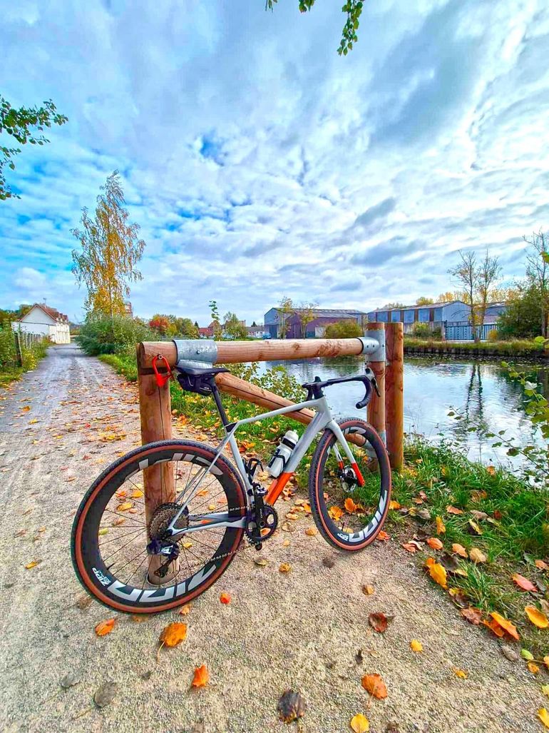 Used Superior X-ROAD Team Issue Di2 GR 2025 2025 Road & Gravel — image 2 of 7
