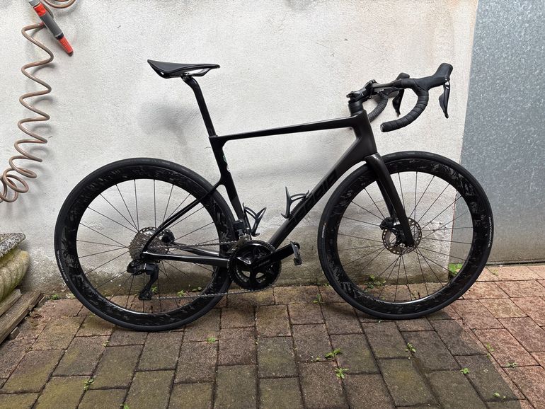 Used Berria BELADOR 6 2024 2024 Road & Gravel, Black — image 1 of 15