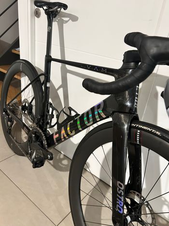 Used Factor OSTRO VAM 2.0 2024 Road & Gravel, Schwarz — image 3 of 5