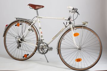 Used Peugeot UE8 1977 Urban, White — image 5 of 11