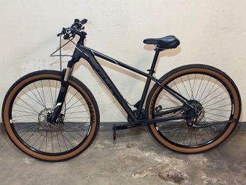 Used CUBE RACE ONE 2019 2019 Mountainbike, Schwarz, 27.5, 29 — image 2 of 11