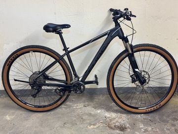 Used CUBE RACE ONE 2019 2019 Mountainbike, Black, 27.5, 29 — image 1 of 11