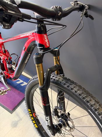 Gebrauchtes Giant Anthem Advanced 27.5 1 2016 2016 Mountainbike, Rot, 27.5 — Bild 6 von 9